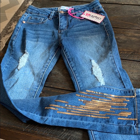 3/$27 Beautees jeans for girls - Picture 3 of 3